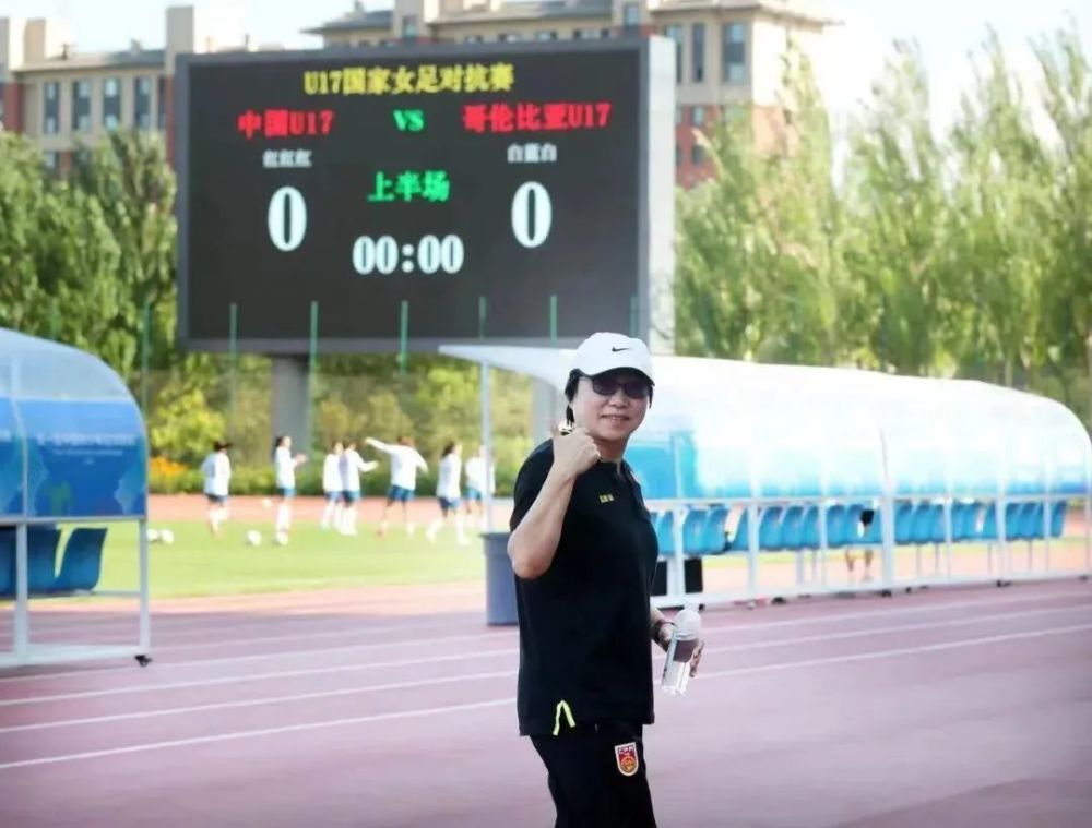 从教练走回球员并参加职棒是一个漫长而艰苦的过程。
